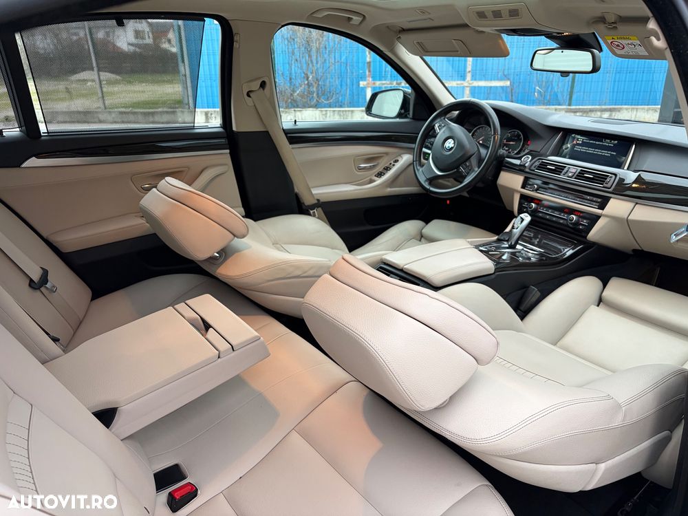 BMW Seria 5 520d Aut. Luxury Line - 7