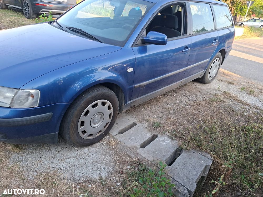 Volkswagen Passat Variant TDI - 3