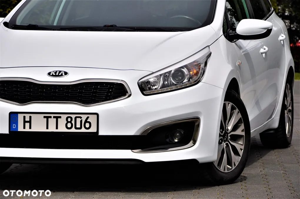Kia Ceed 1.6 CRDi SCR L Business Line - 7