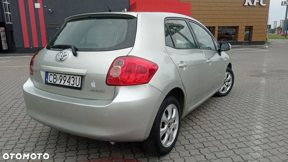 Toyota Auris 1.6 VVT-i Premium MM - 12