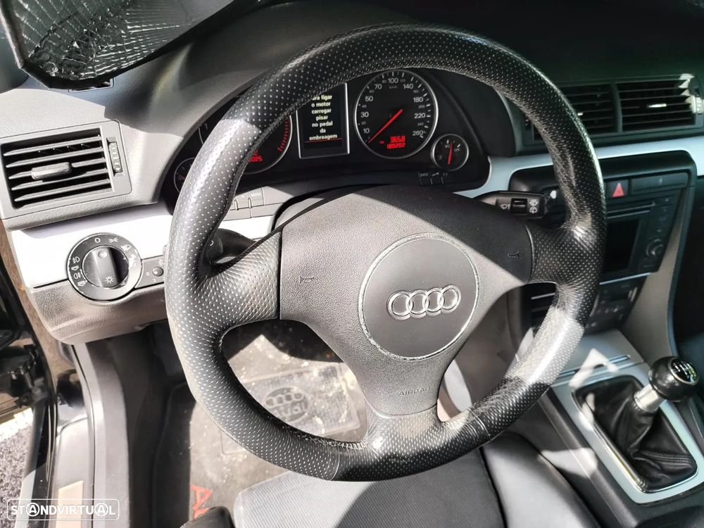Audi A4 Avant 1.9 TDI m6 S-Line - 6