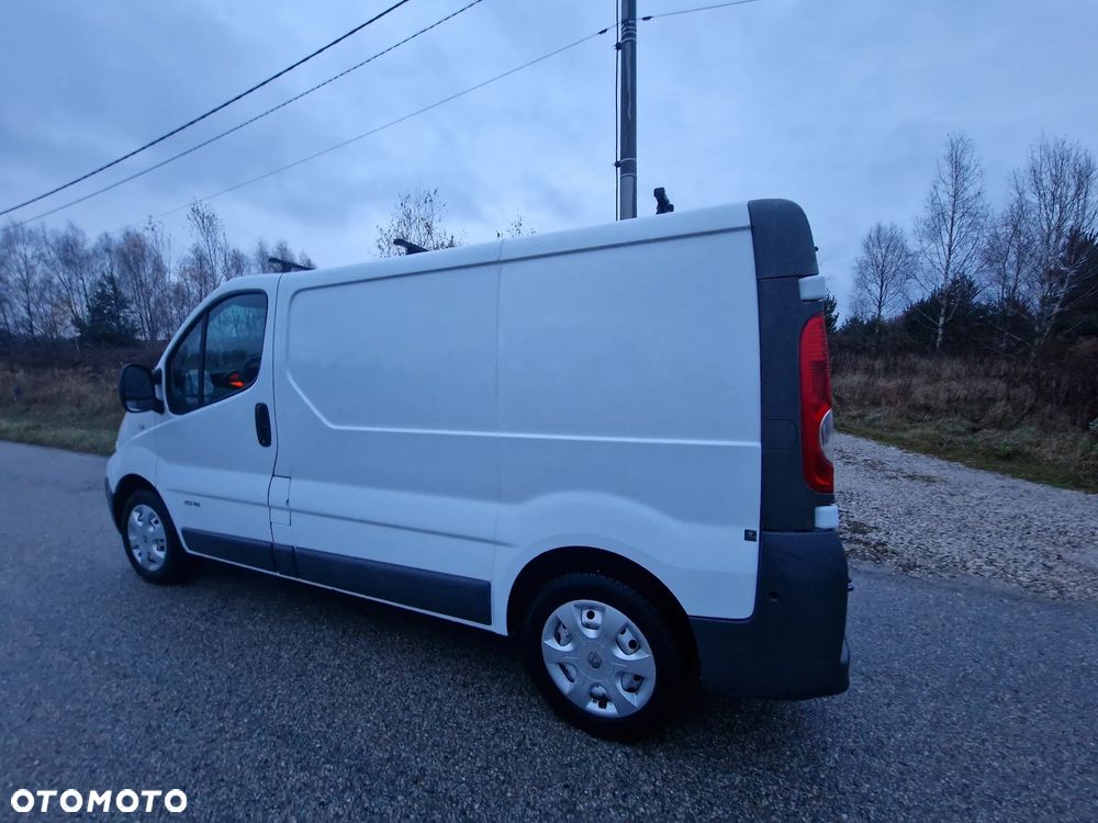 Renault Trafik - 17