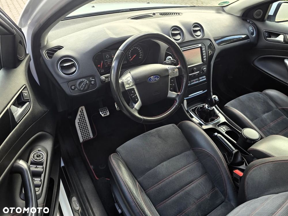 Ford Mondeo 2.0 EcoBoost Titanium S - 20