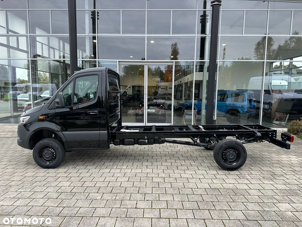 Mercedes-Benz Sprinter - 8