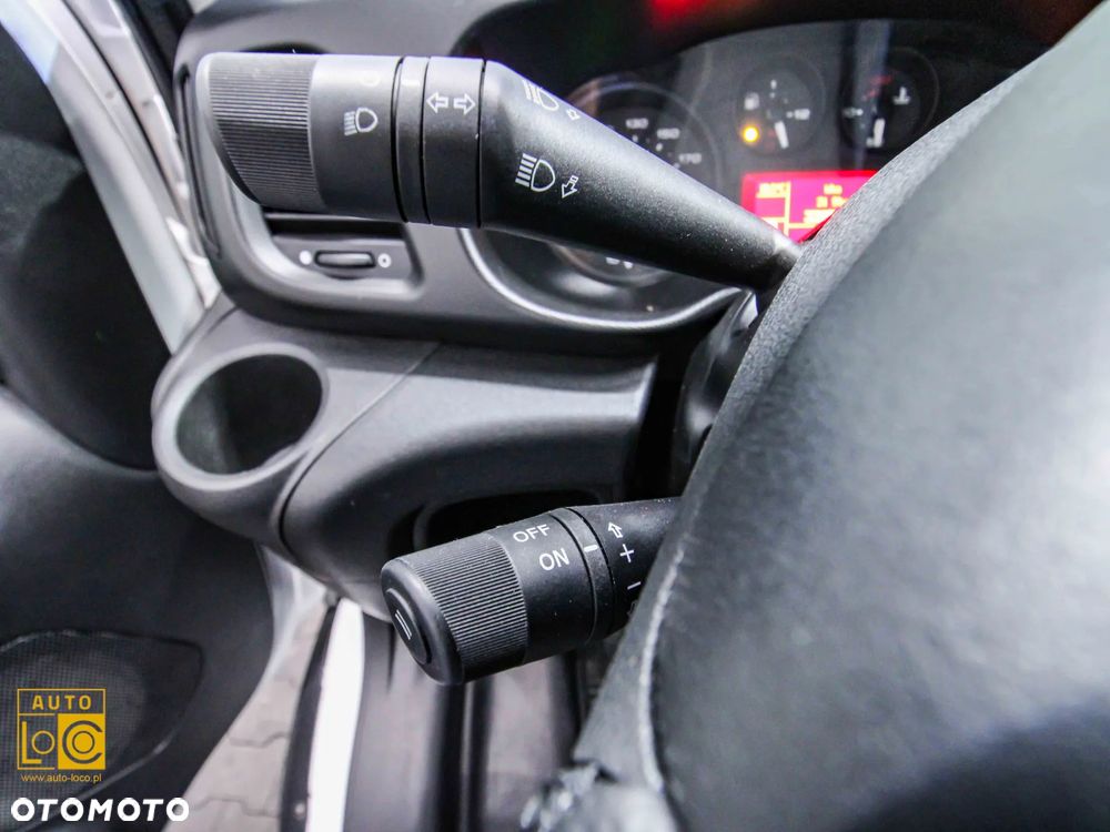 Iveco DAILY 35S15 BRYGADÓWKA 7 OSÓB - 21