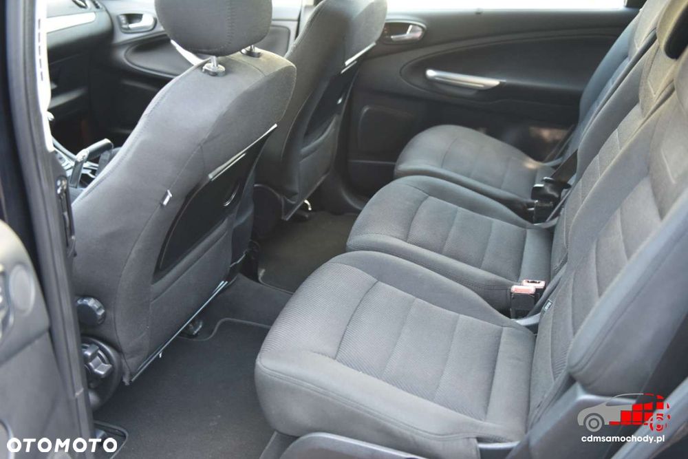 Ford Galaxy - 18