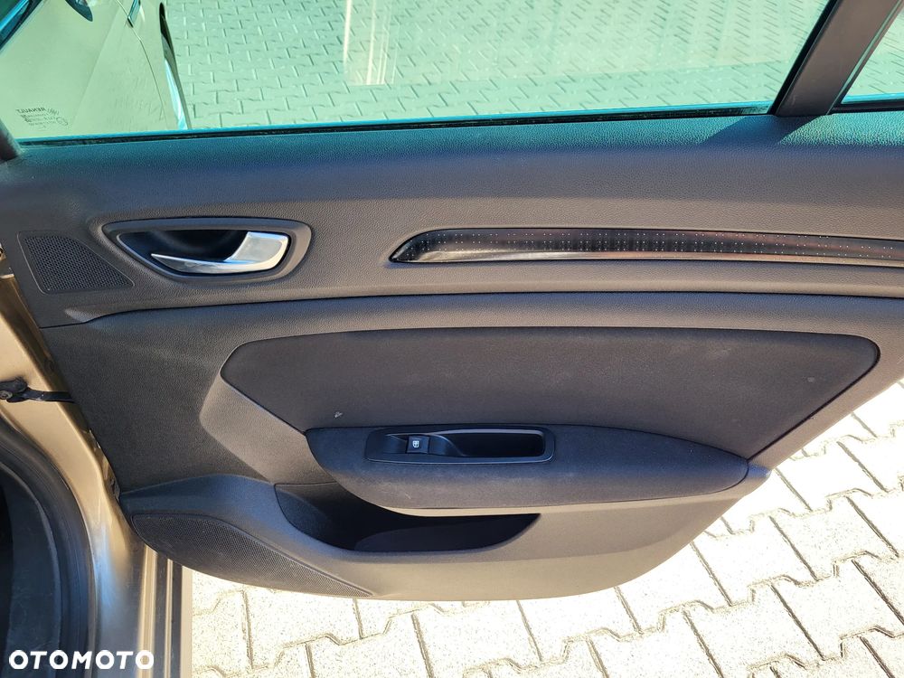 Renault Megane 1.6 SCe Zen - 28