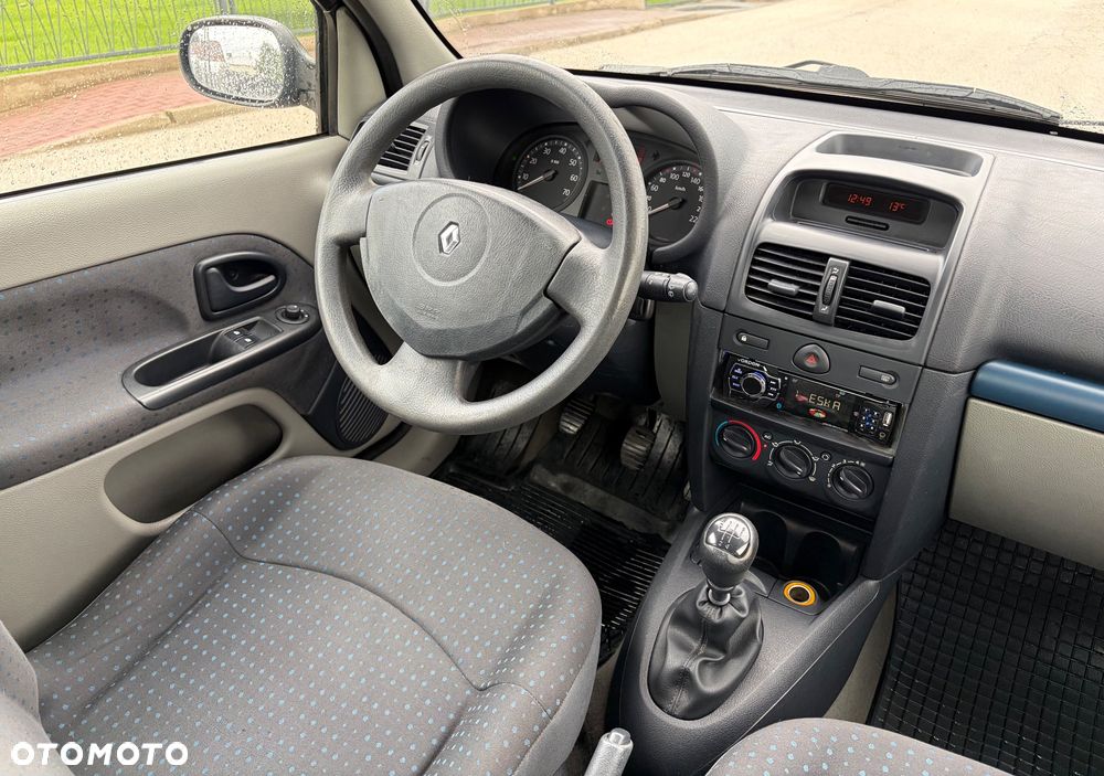 Renault Clio 1.2 16V Expression - 10