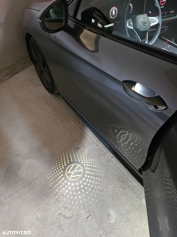 Volkswagen Passat - 11