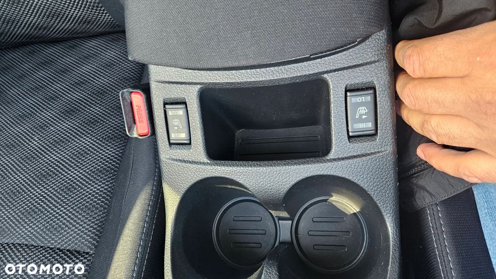 Nissan Qashqai 1.2 DIG-T N-Connecta EU6 - 19