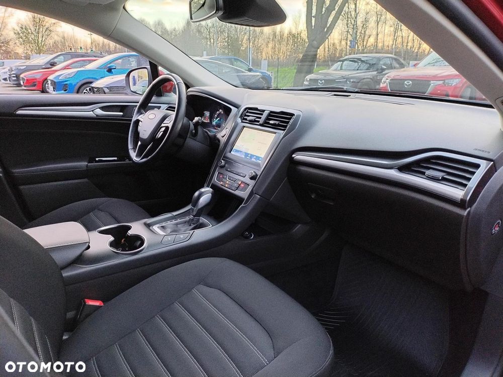 Ford Mondeo 2.0 Hybrid Trend - 22