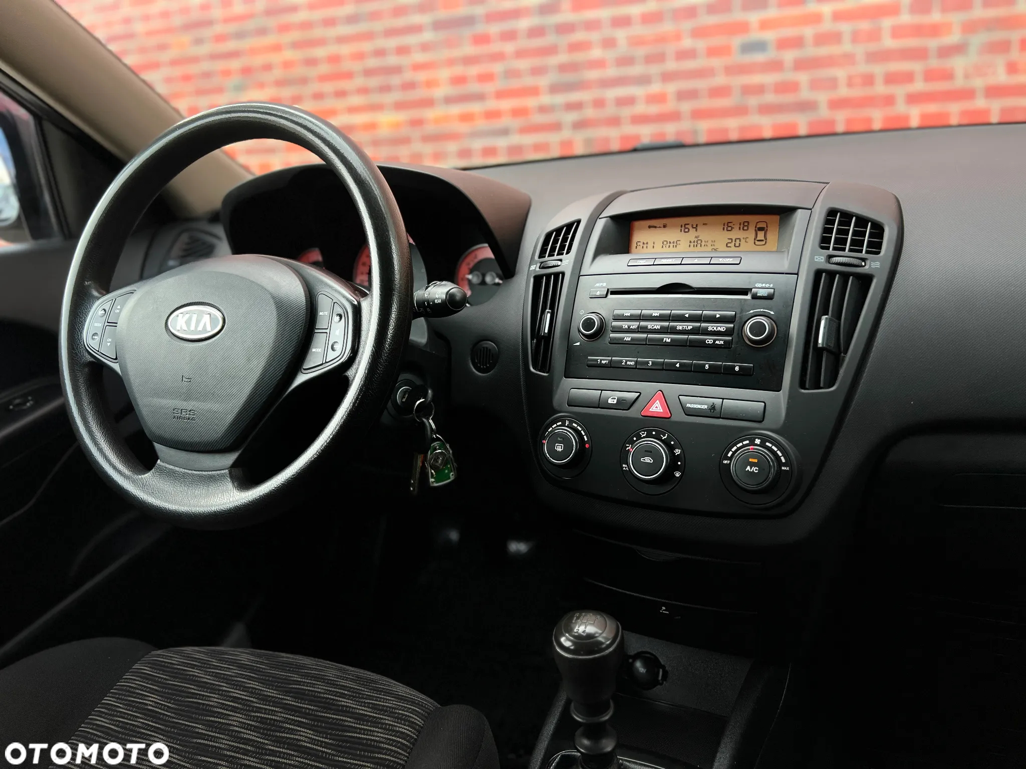 Kia Ceed - 7