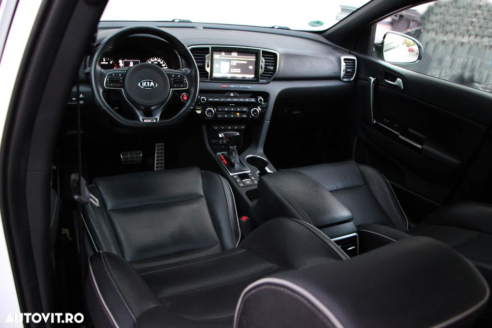 Kia Sportage 2,0 CRDI AWD Aut. GT Line - 10