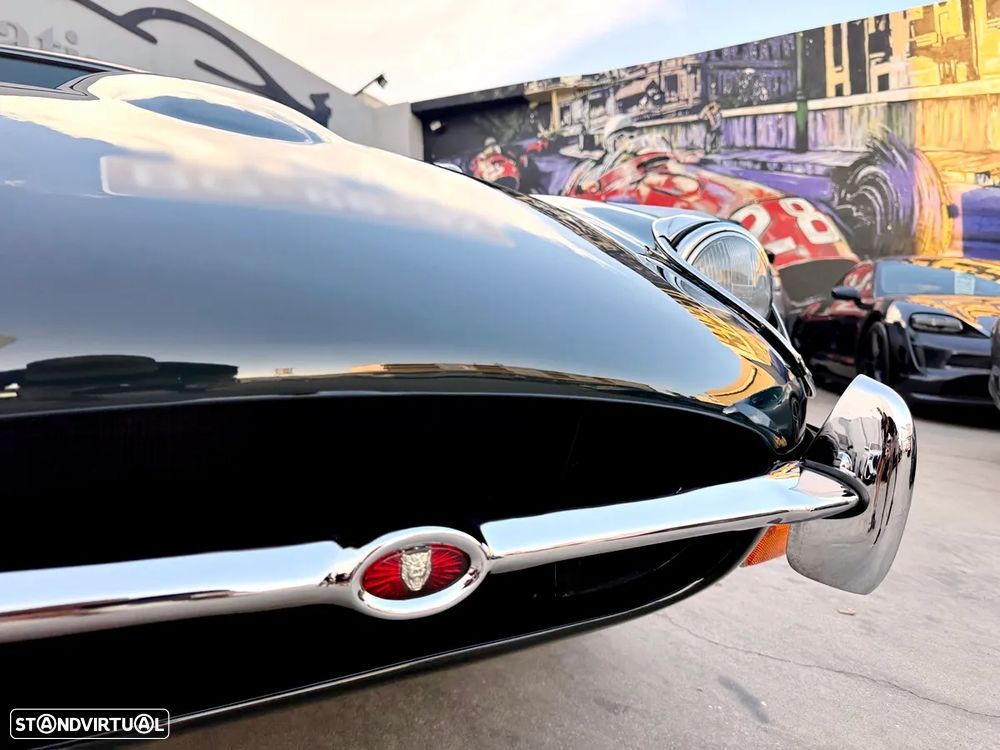 Jaguar E-Type - 55