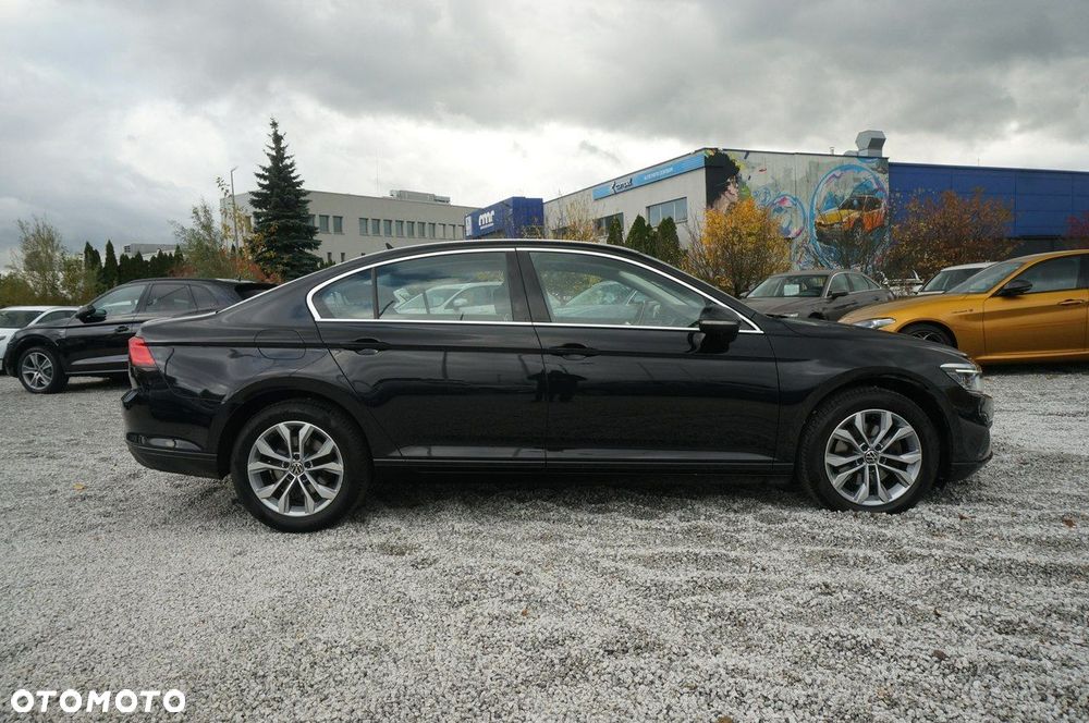Volkswagen Passat - 6