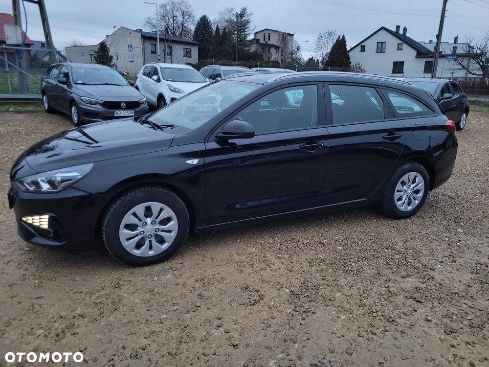 Hyundai i30 1.5 DPI Modern - 14