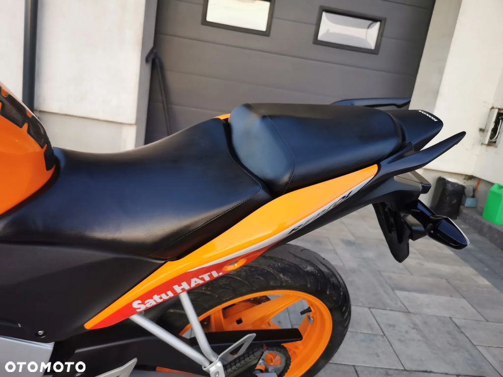 Honda CBR - 8