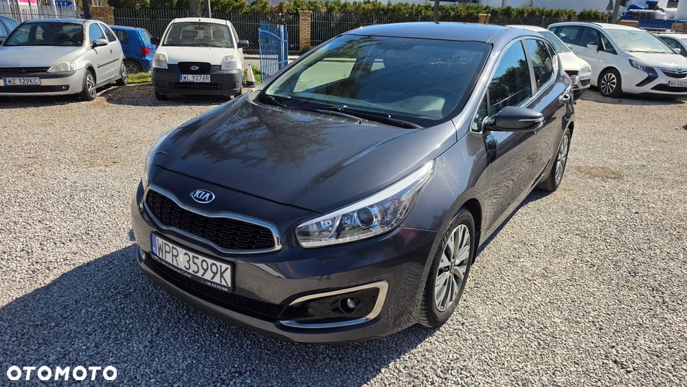 Kia Ceed 1.6 GDI L Business Line - 1