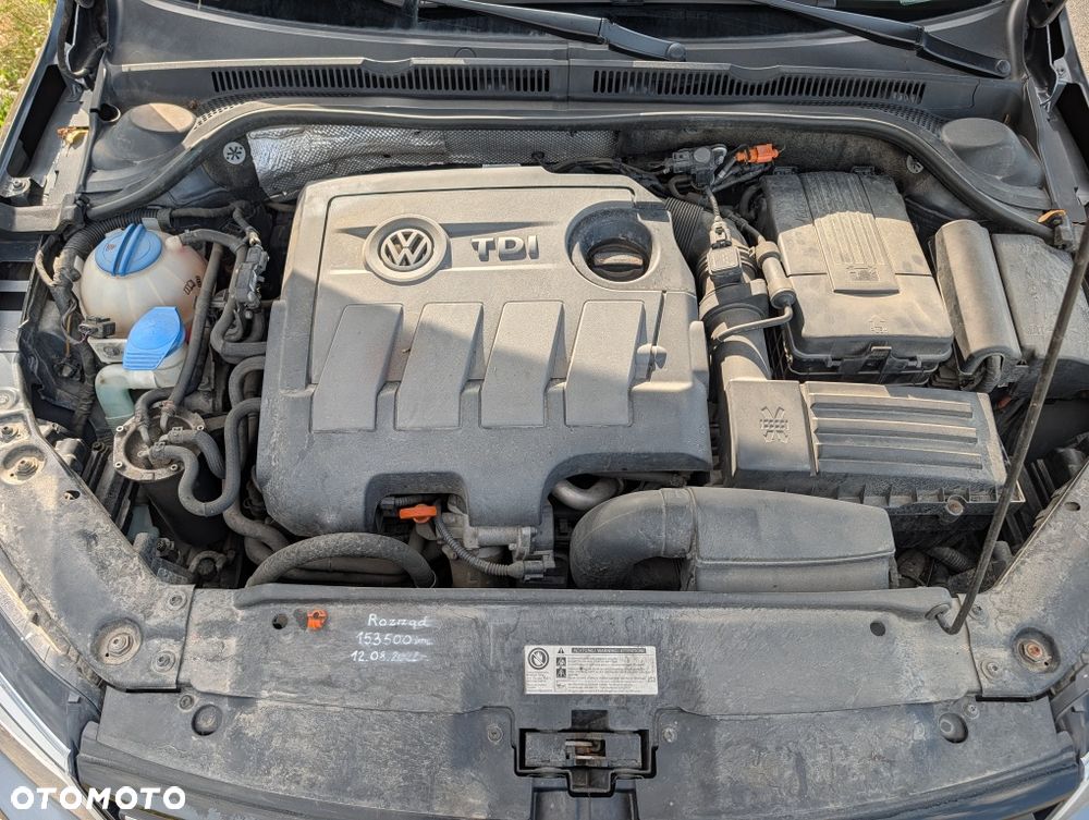 Volkswagen Jetta - 8