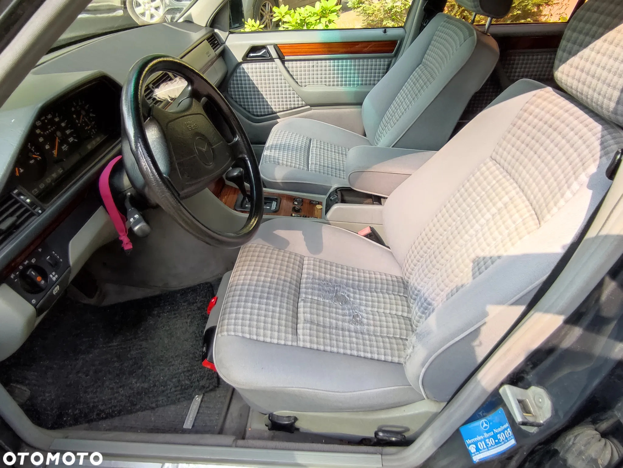Mercedes-Benz W124 (1984-1993) - 13