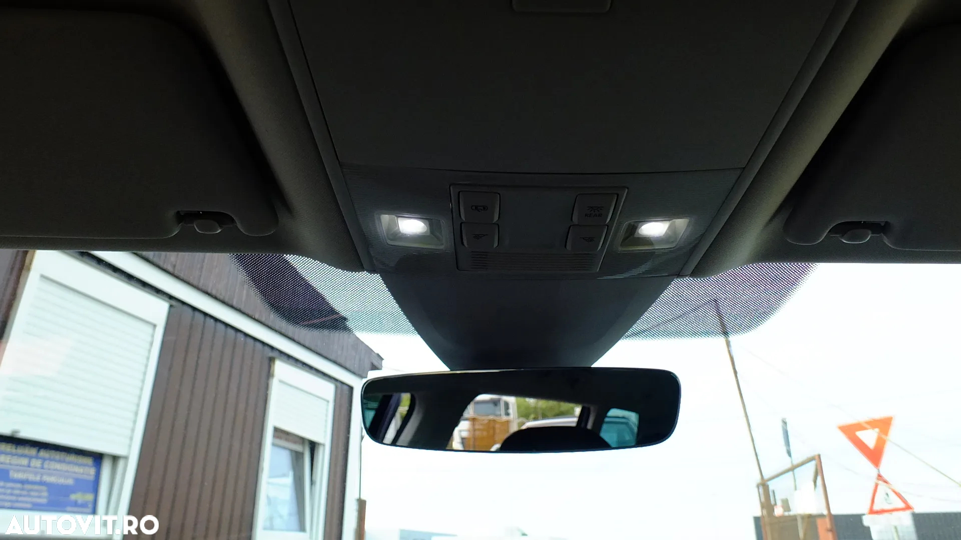 Volkswagen Passat Variant 2.0 TDI DSG Highline - 28