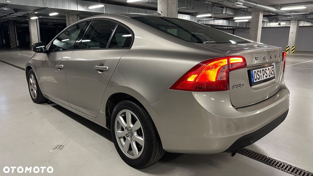 Volvo S60 - 3