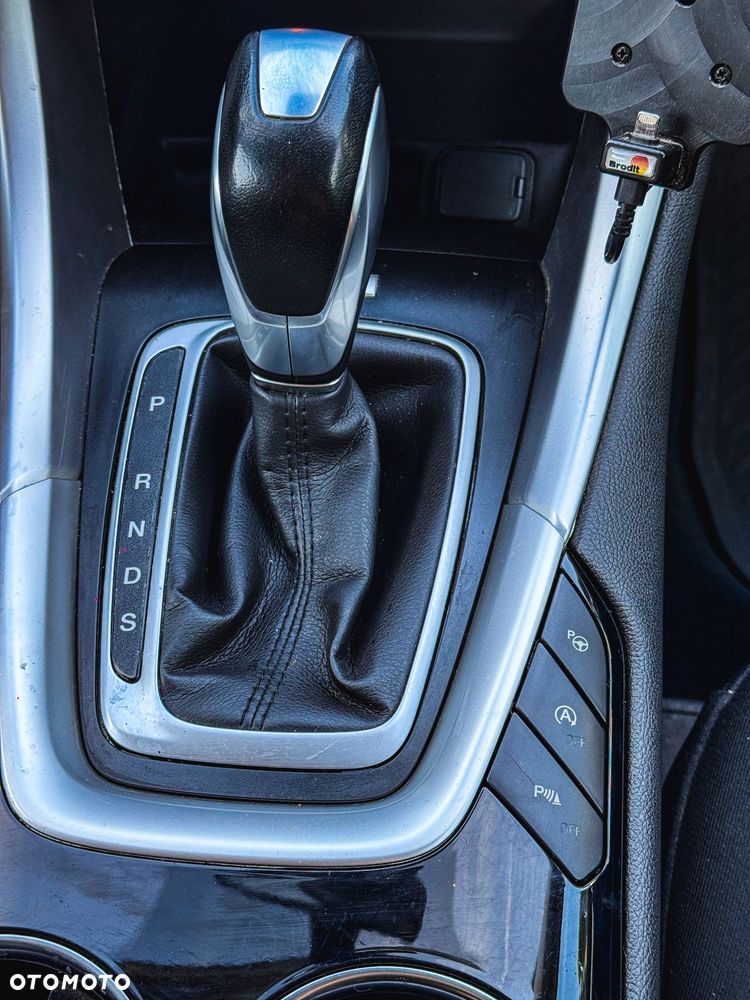 Ford Mondeo 2.0 TDCi Titanium PowerShift - 16