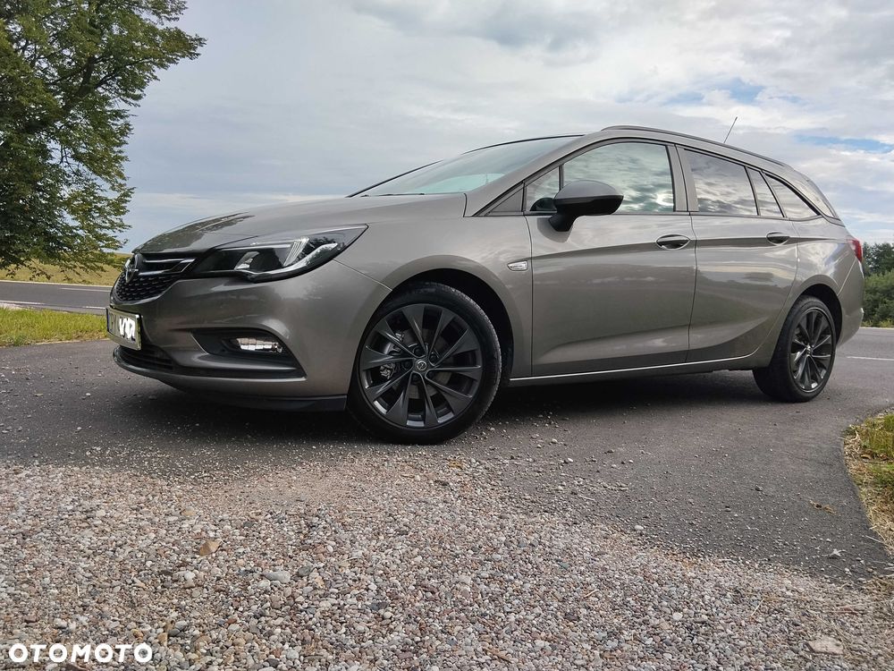 Opel Astra - 1