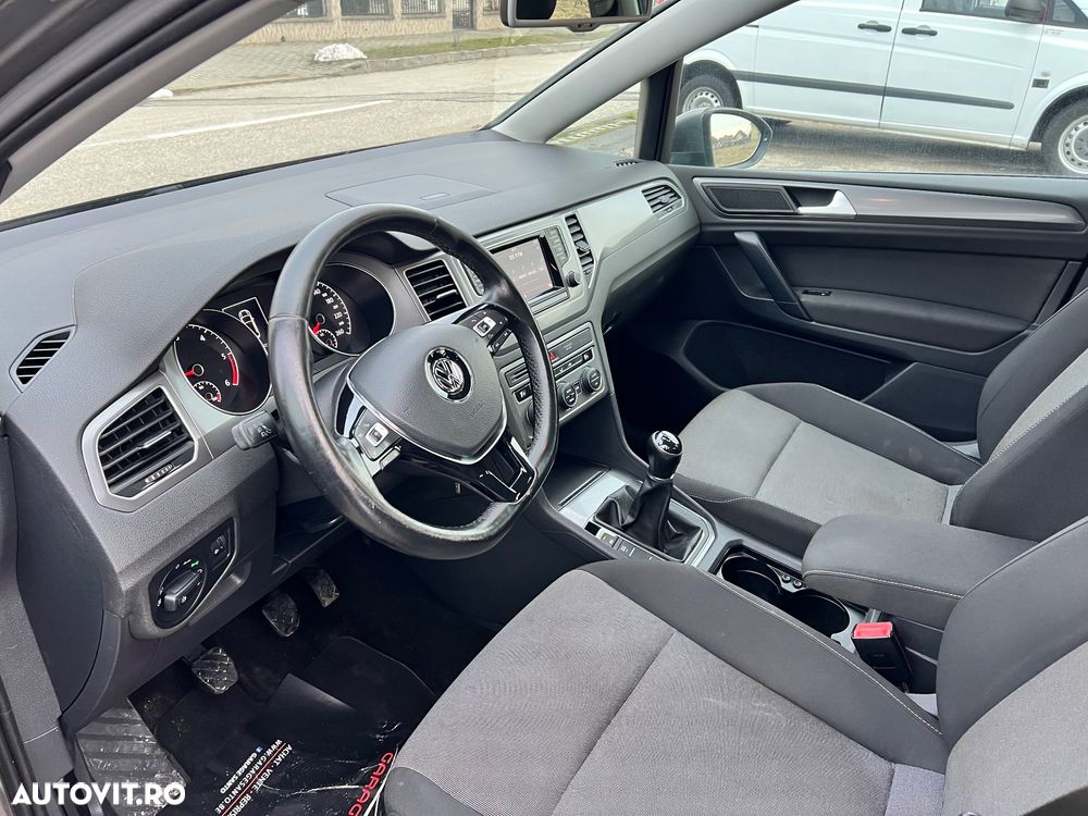 Volkswagen Golf 1.6 TDI (BlueMotion Technology) Trendline - 8