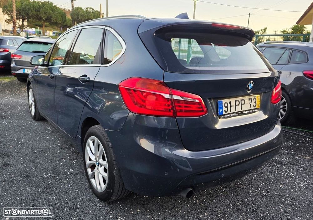 BMW 216 Active Tourer d Line Sport - 4