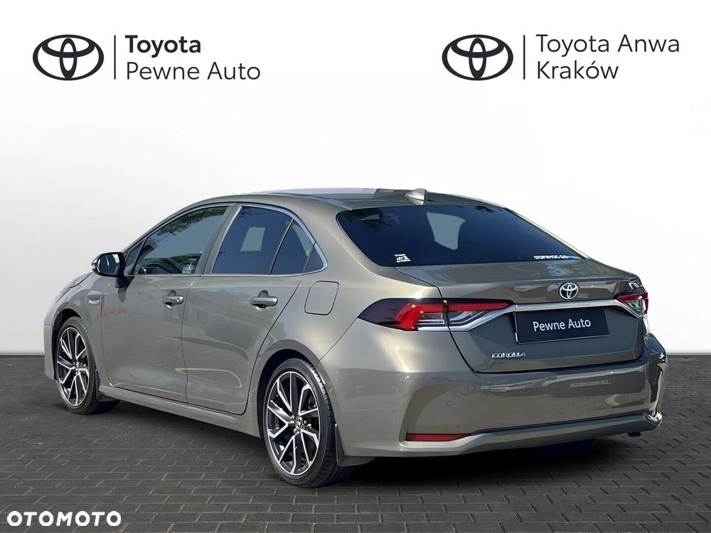Toyota Corolla 1.8 Hybrid Executive - 3