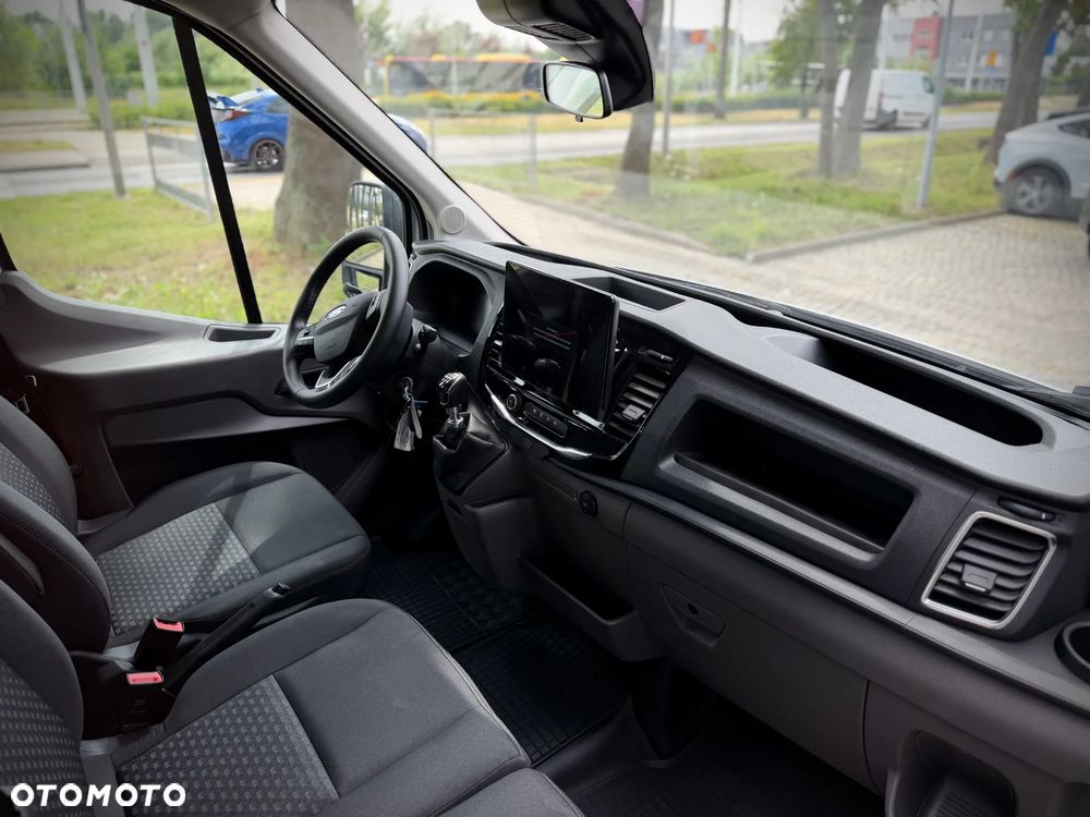 Ford Transit - 27