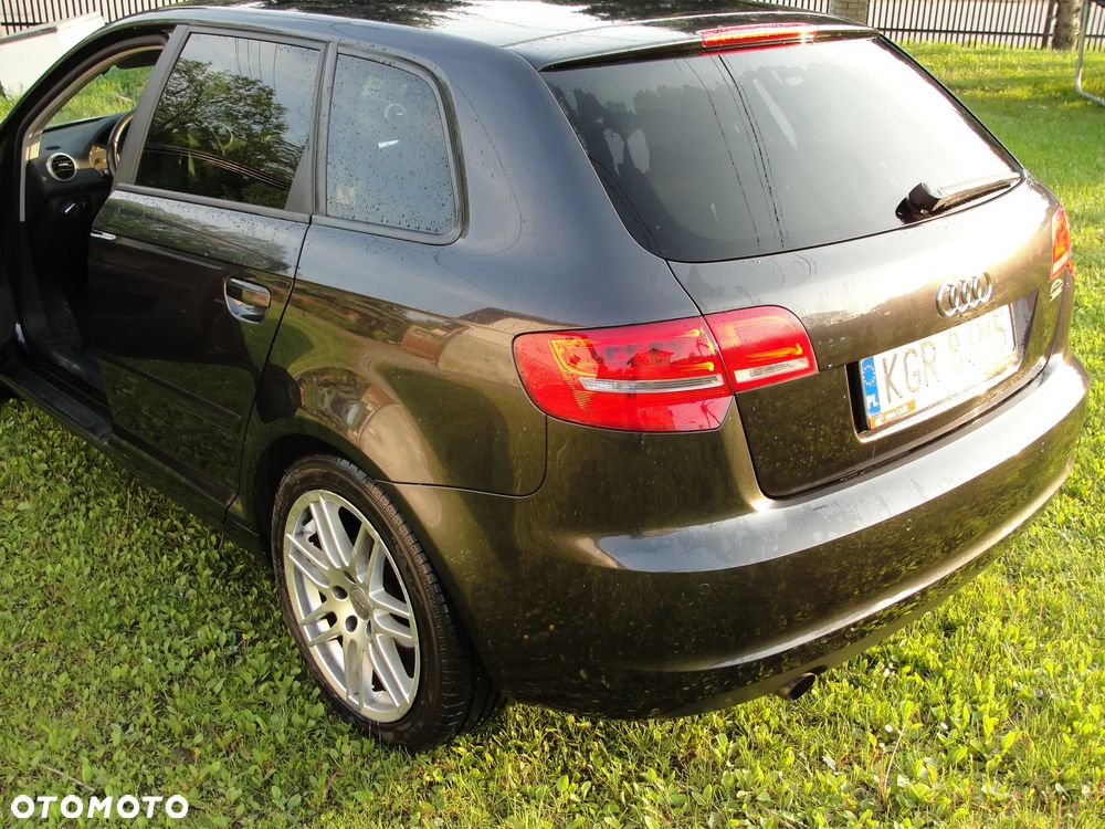 Audi A3 Sportback - 12