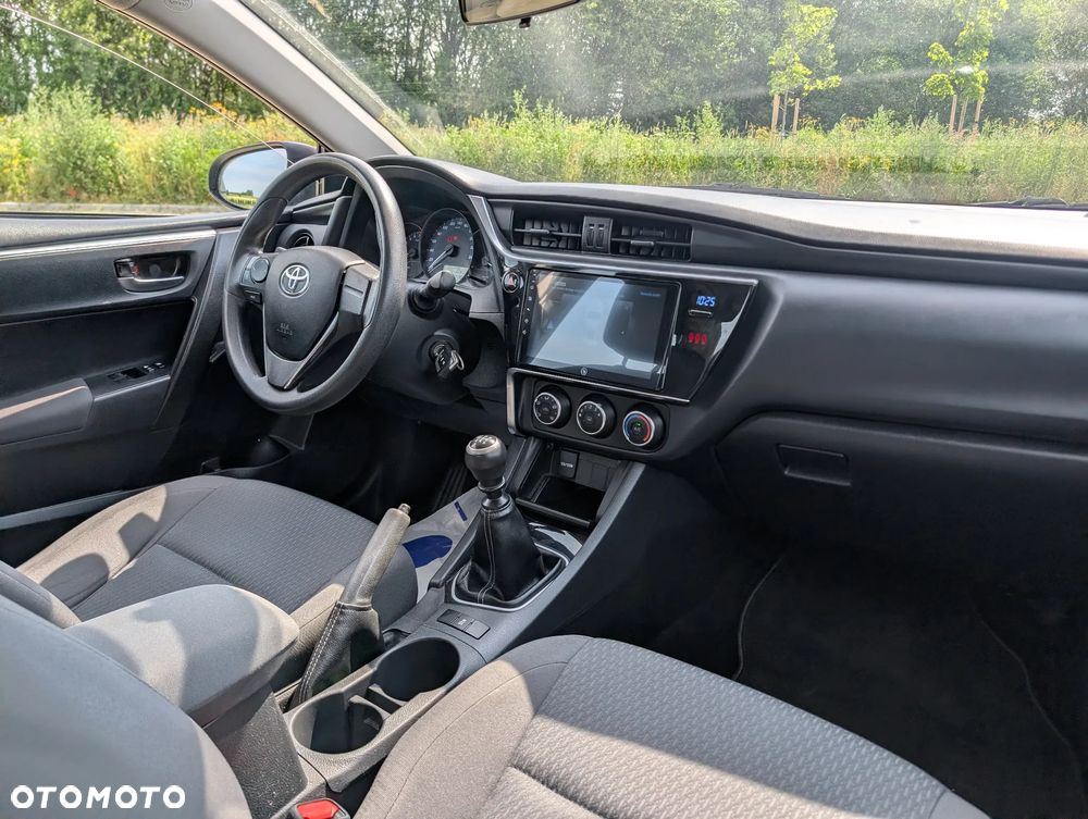 Toyota Corolla 1.6 Premium - 31