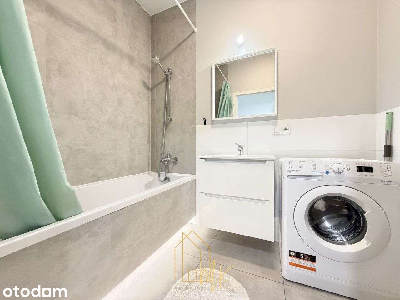 studio z wydzieloną sypialnia/ skm/ balkon