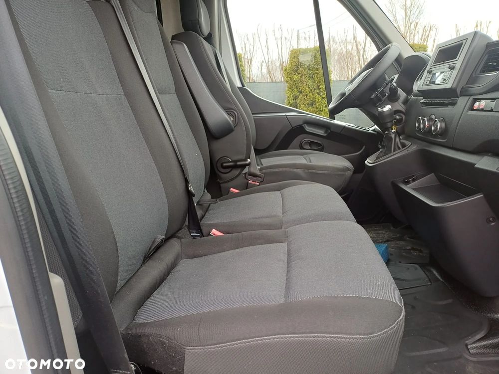 Renault Master 10 palet 2021r. kabina XXL - 18
