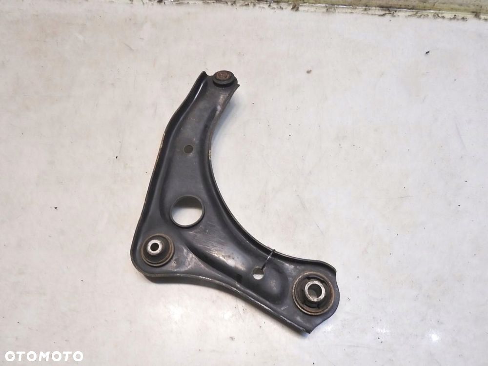 WAHACZ LEWY PRZÓD NISSAN MICRA K13 1.2 - 3