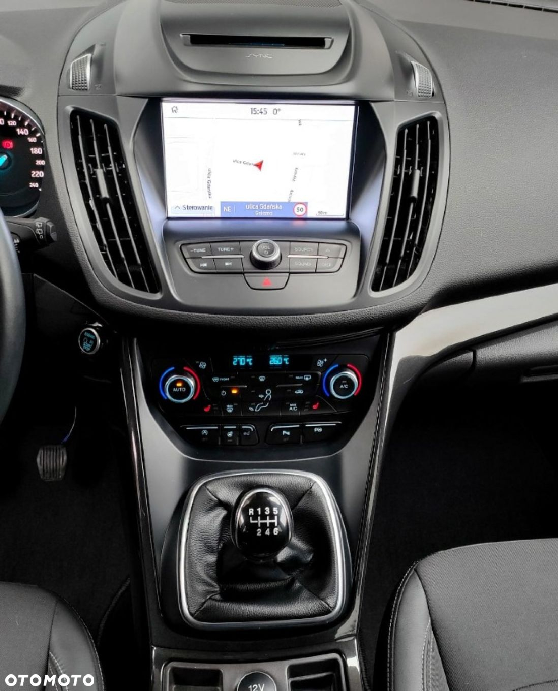 Ford Kuga - 16