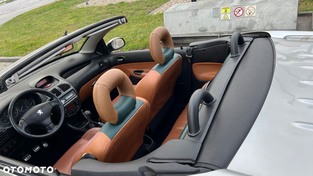 Peugeot 206 CC 135 Roland Garros - 21