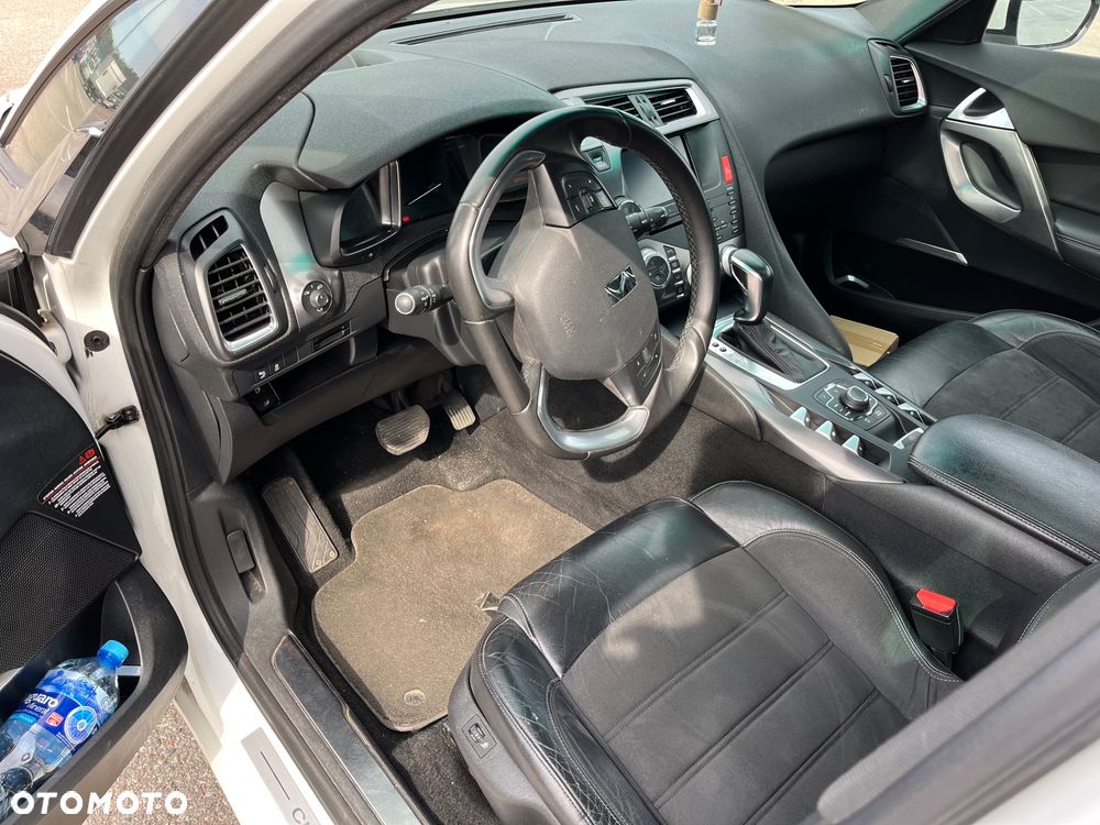 Citroën DS5 HDi 165 SportChic - 6