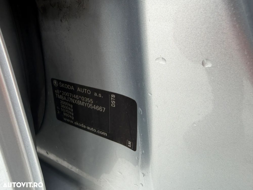 Skoda Octavia 2.0 TDI DSG Style - 10