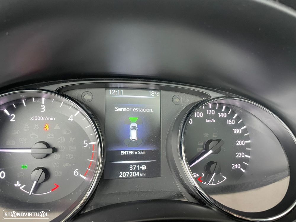 Nissan Qashqai 1.5 dCi N-Connecta - 16