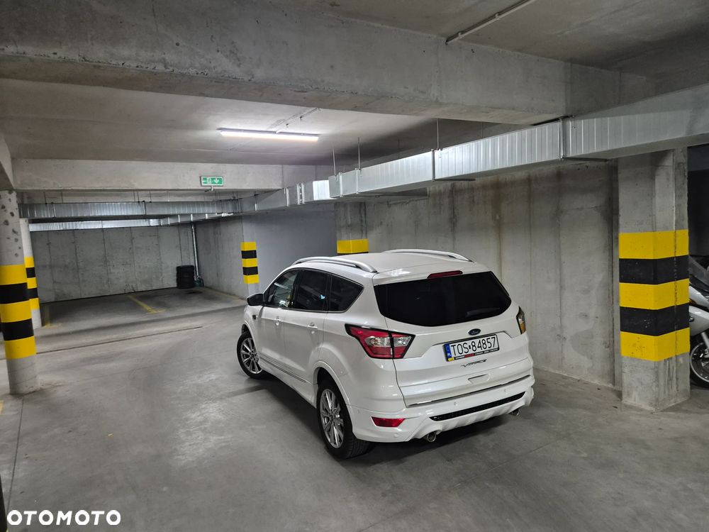 Ford Kuga Vignale 2.0 TDCi FWD - 30