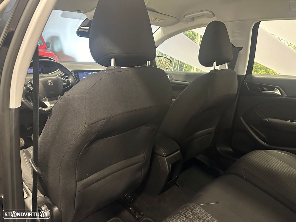 Peugeot 308 SW 1.5 BlueHDi Active - 37