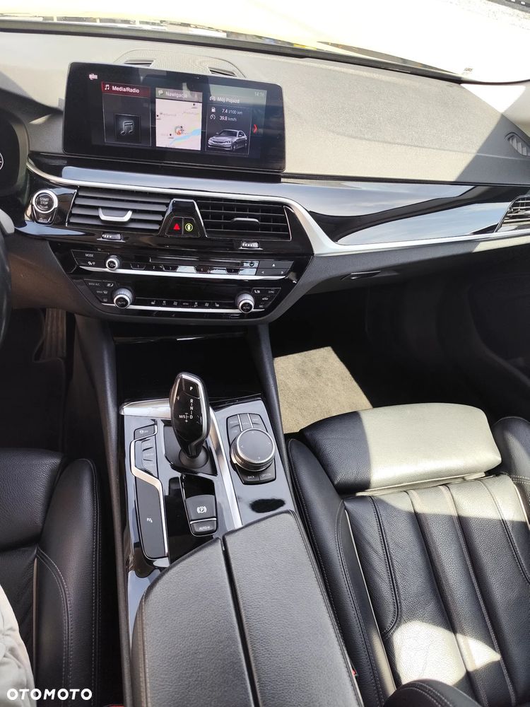BMW Seria 5 520d Sport Line sport - 26