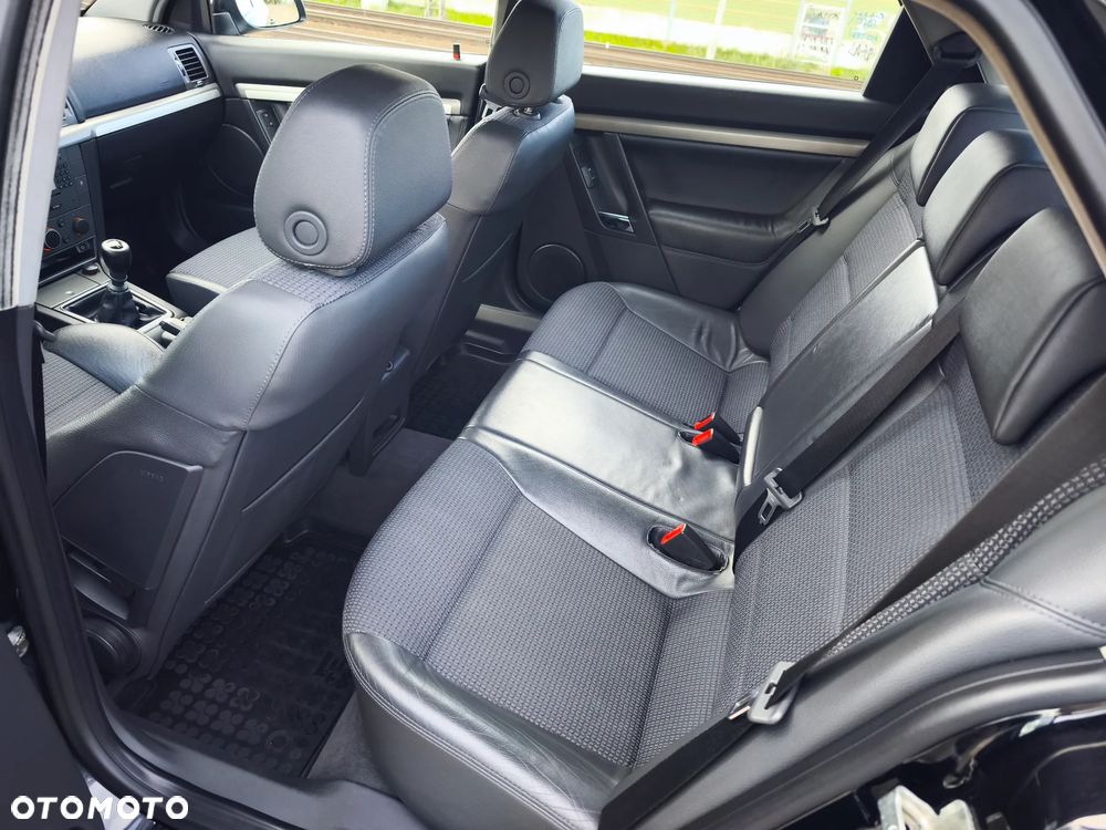 Opel Vectra 1.8 GTS - 15