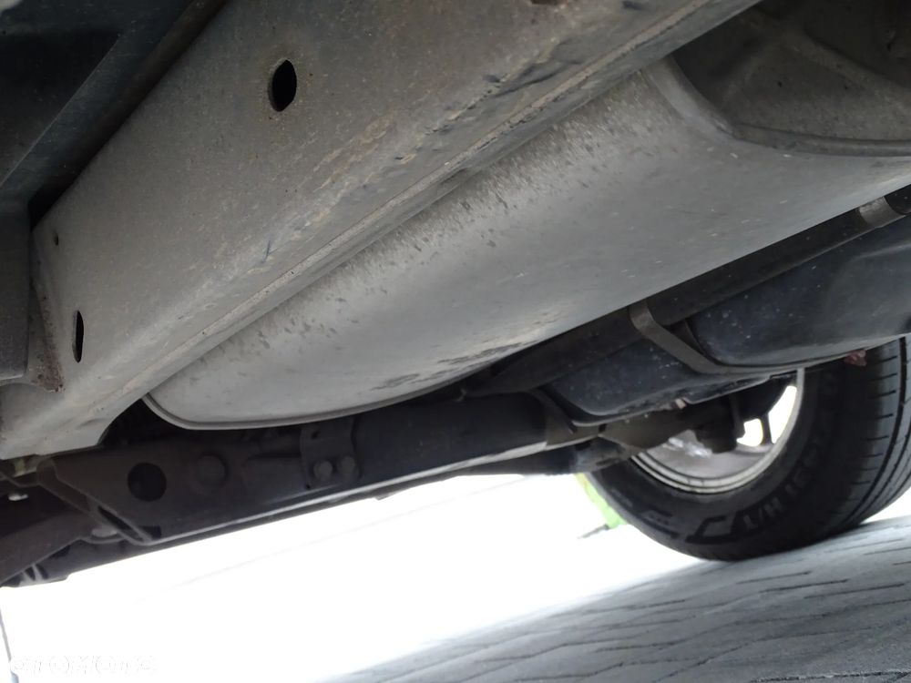 Mercedes-Benz ML 270 CDI - 22