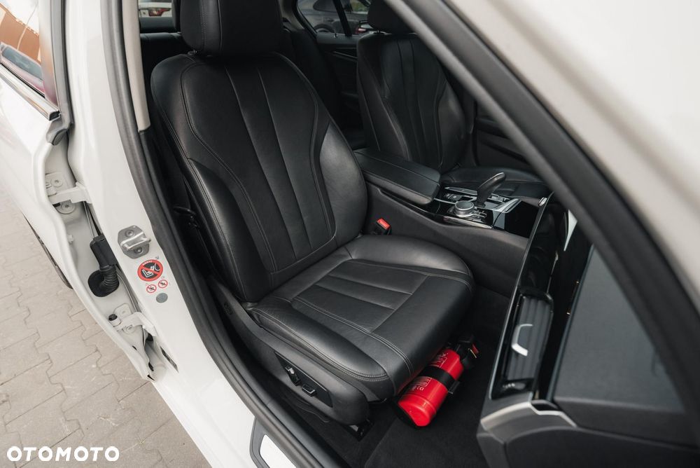 BMW Seria 5 520d - 16