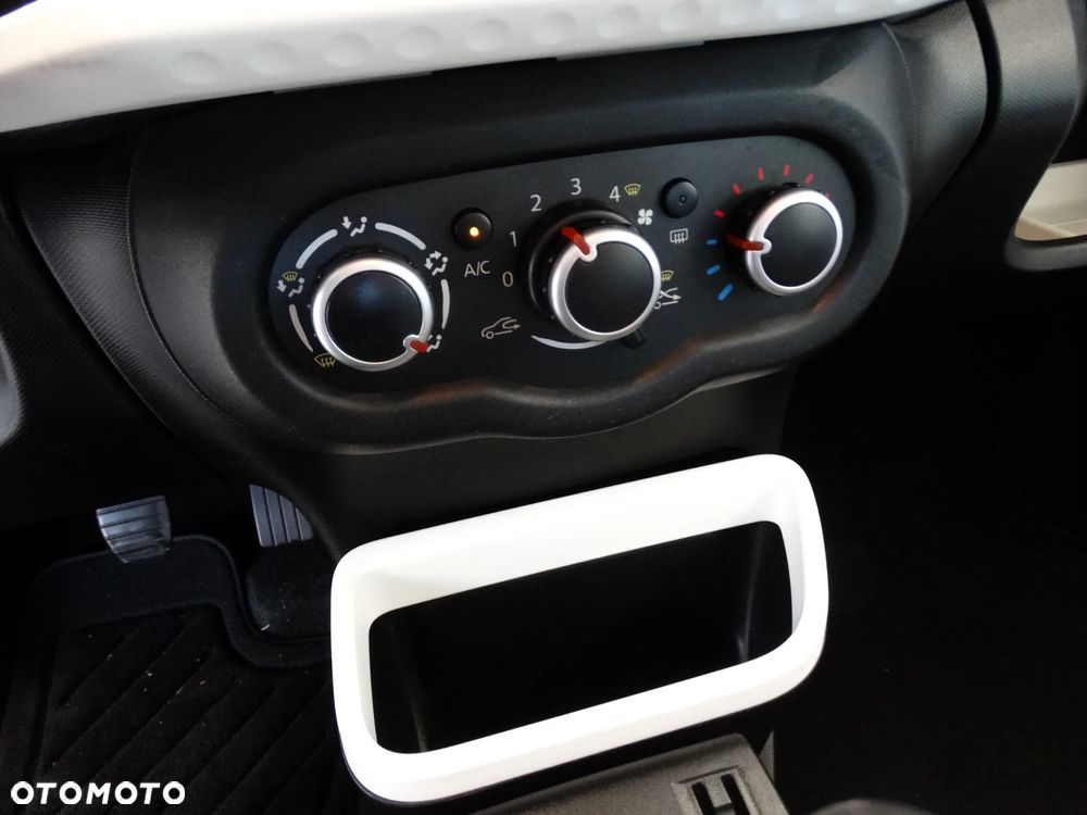 Renault Twingo SCe 70 Dynamique - 28