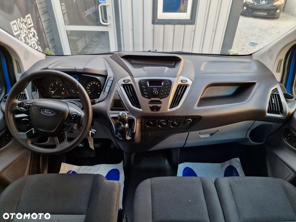 Ford Transit Custom - 11